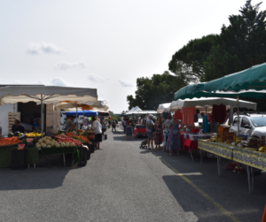 marché de Cavignac en Gironde